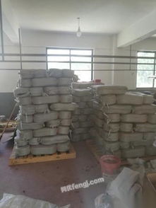 手套制造業(yè)資產(chǎn)集中處置 手套機(jī)、鎖邊機(jī)等設(shè)備低價(jià)轉(zhuǎn)讓